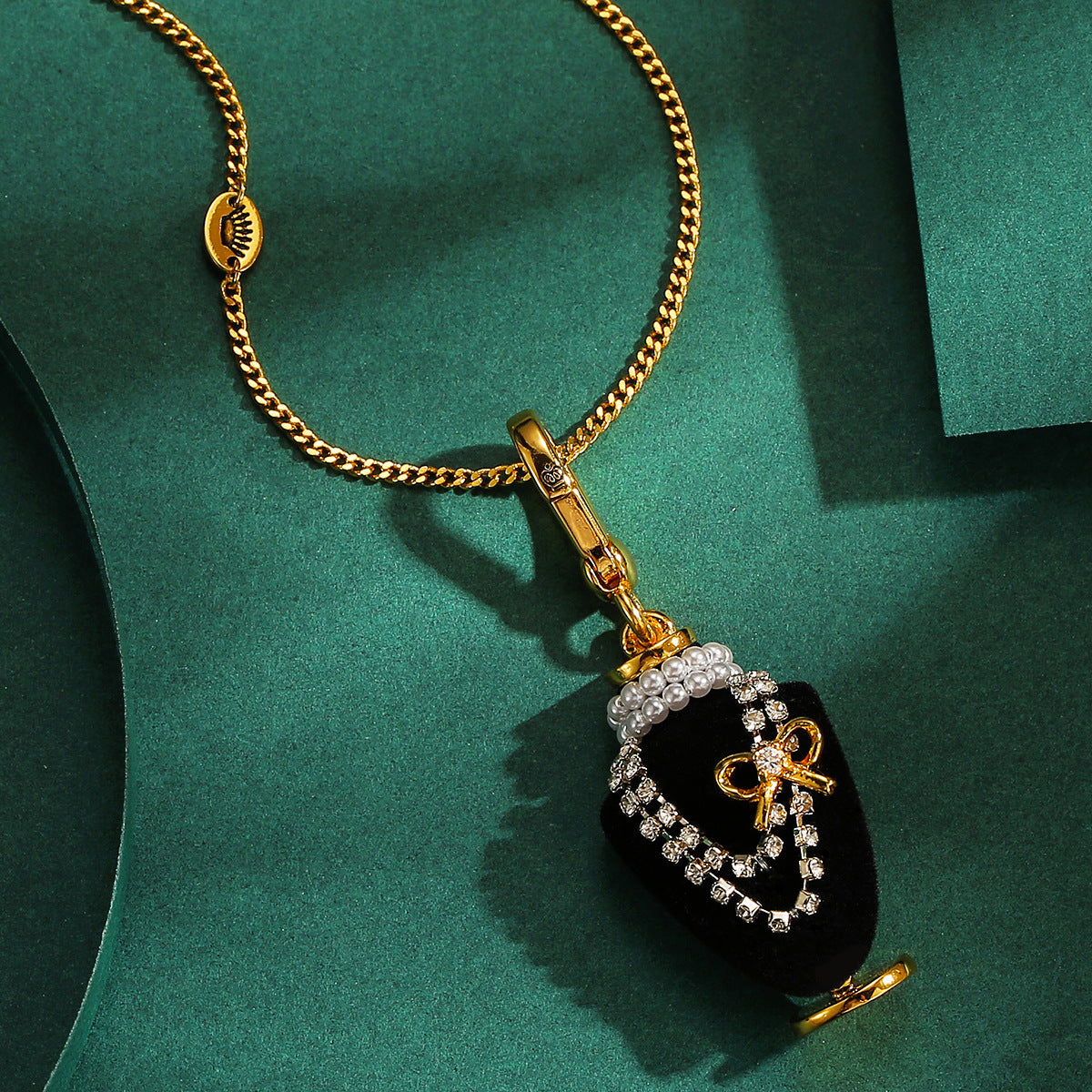Crystal zircon pearl bow black pendant necklace pendant